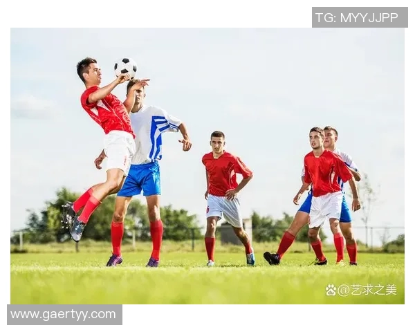 足坛魔王霸气降临震撼绿茵赛场引燃全球球迷激情热潮