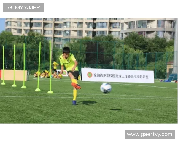 足球靠堆砌球星能夺冠但篮球却不能单纯依赖球员数量的原因分析